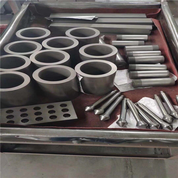 石墨在電器，電子行業(yè)的應(yīng)用